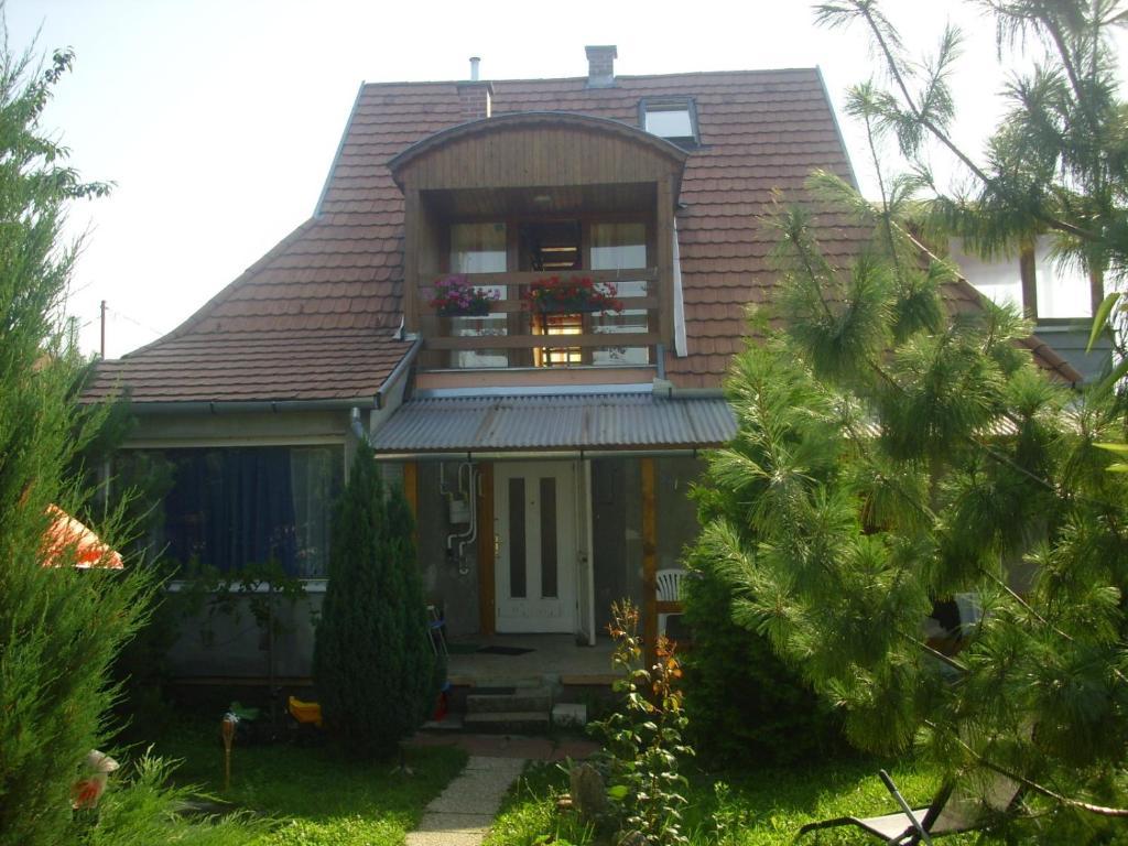 אגר Komfort Apartman מראה חיצוני תמונה